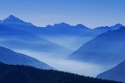 世界登山青年导师生态课堂示范校第8批名单发布，登山专家